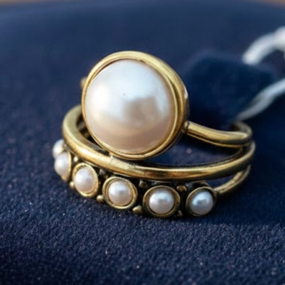 NWT Gold Multi-Band Stacked Pearl Ring | Maximalist Statement Jewelry Size 7 New